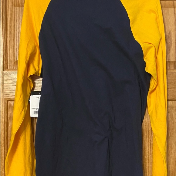 NWT Milwaukee Brewers Men’s long sleeve t-shirt size Medium - Picture 6 of 7